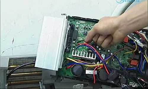 城固美的空调电话是多少